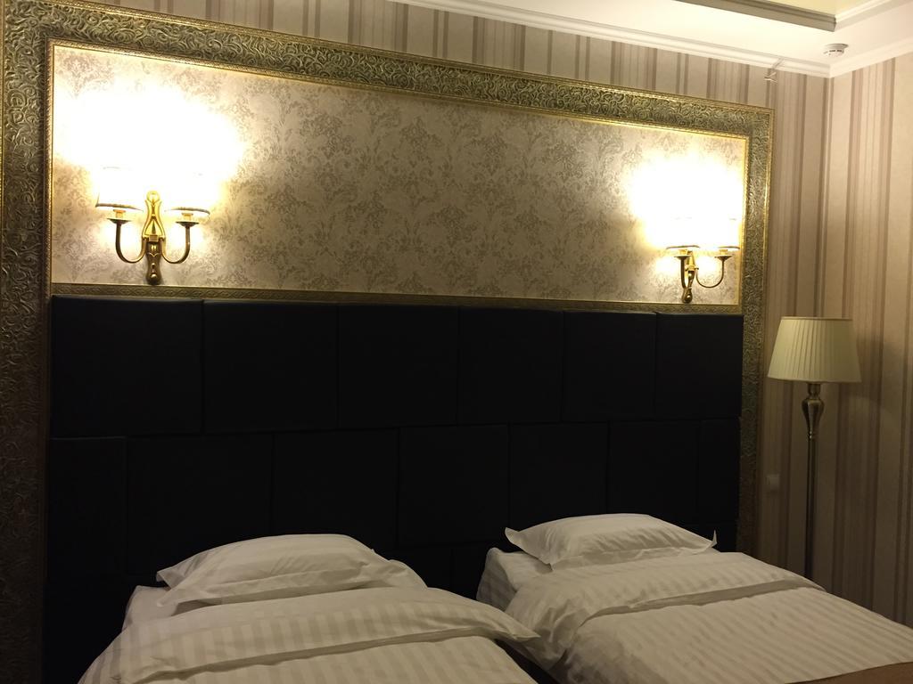 Astor Hotel & Spa Bishkek Ngoại thất bức ảnh