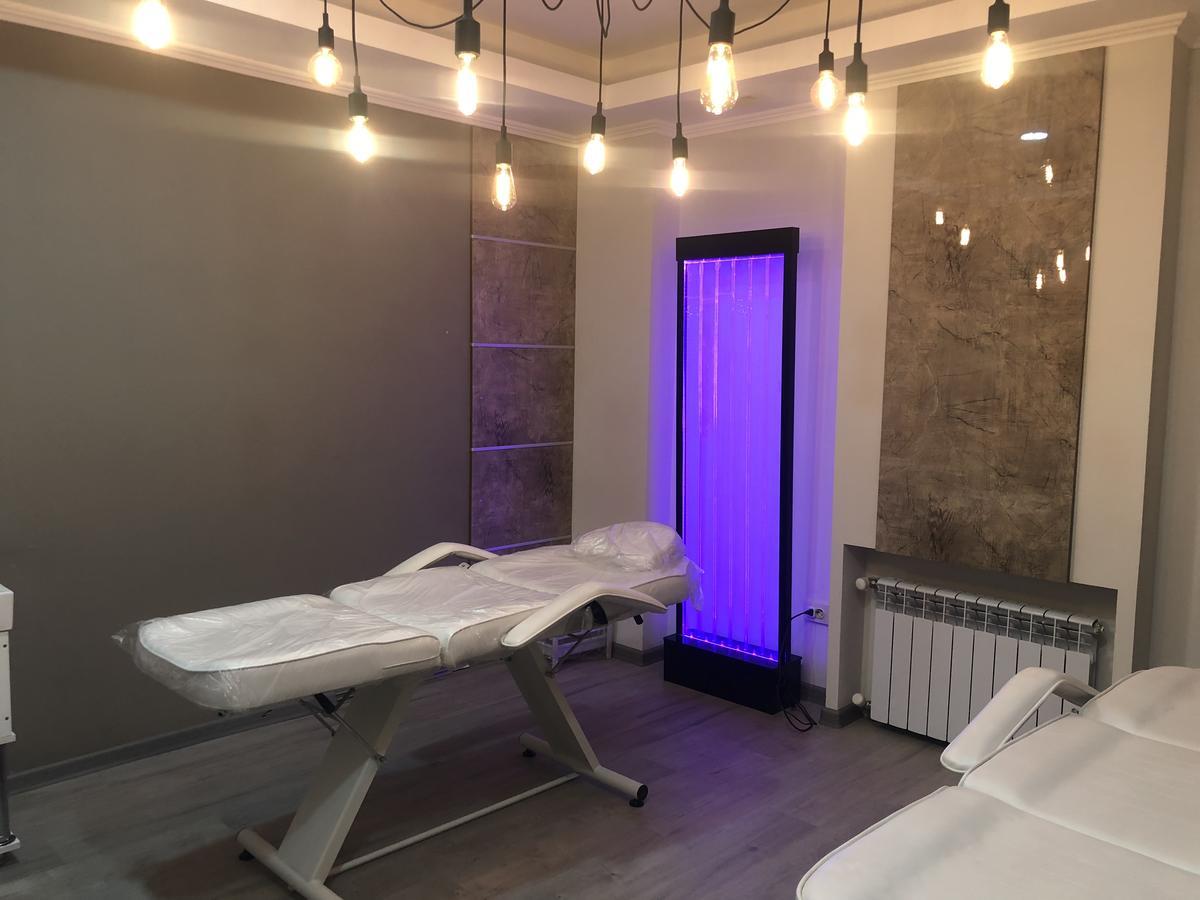 Astor Hotel & Spa Bishkek Ngoại thất bức ảnh